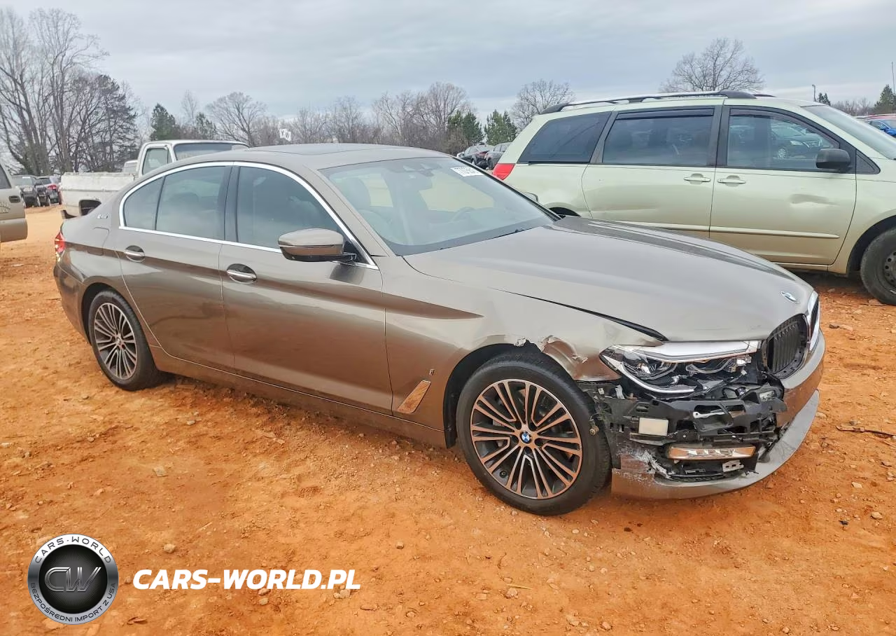 2018 BMW 530Xe VIN:WBAJB1C58JB374757 - 4