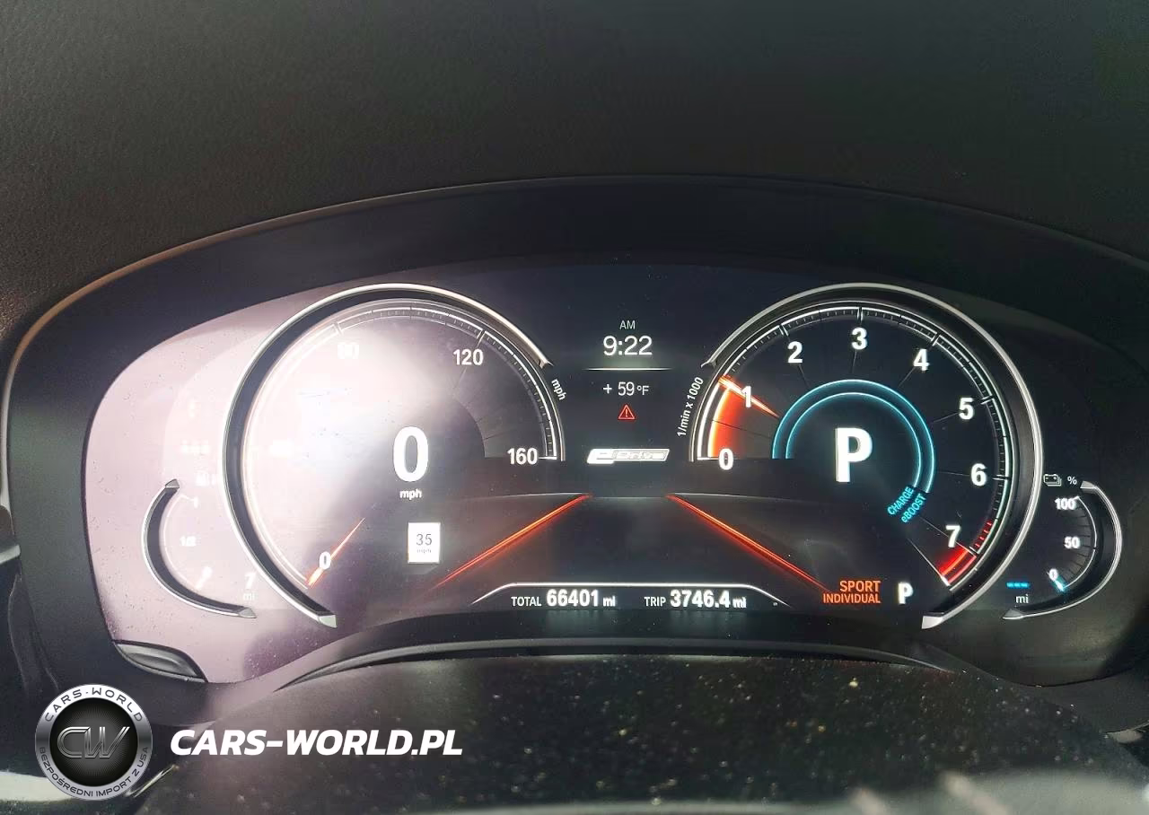 2018 BMW 530Xe VIN:WBAJB1C58JB374757 - 9