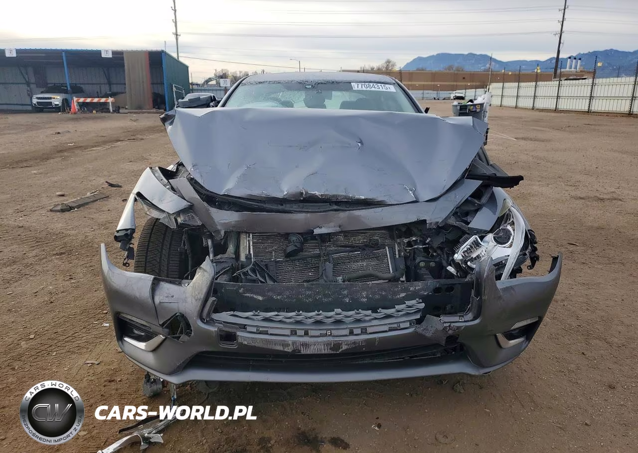 2018 Infiniti Q50 Luxe VIN:JN1EV7AP2JM365014 - 5