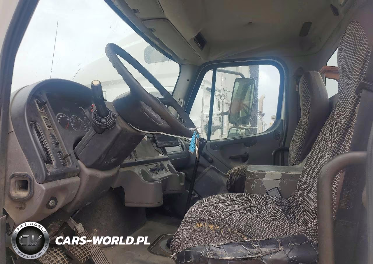 2007 Freightliner Business Class M2 Truck Cab And Chassis VIN:1FVACXDC57HY24794 - 5