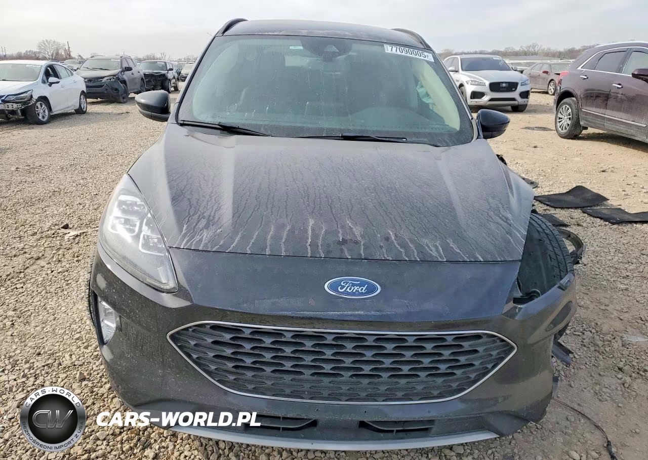 2020 Ford Escape Titanium VIN:1FMCU9J99LUB15983 - 5