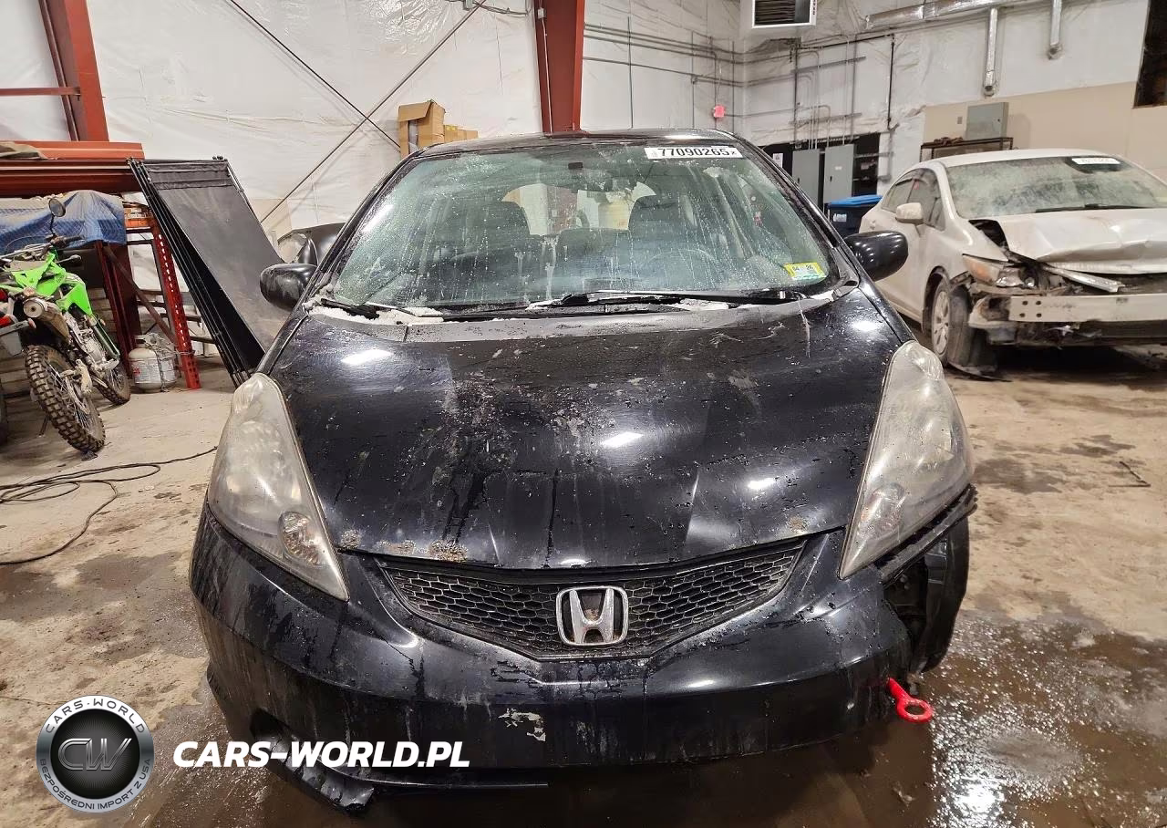 2013 Honda Fit VIN:JHMGE8G34DC059649 - 5