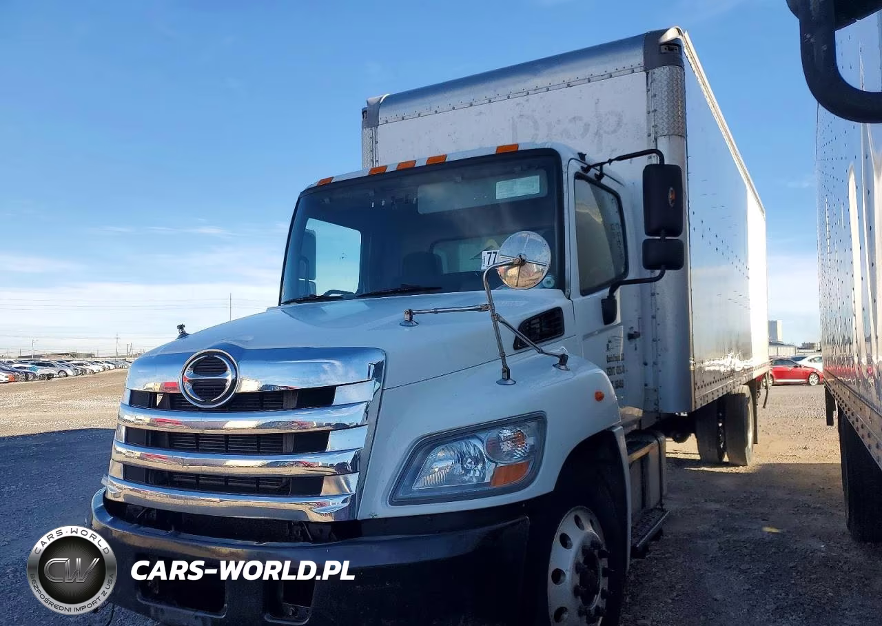 2017 Hino 258-268 Box Truck VIN:5PVNJ8JV1H4S62996 - 2