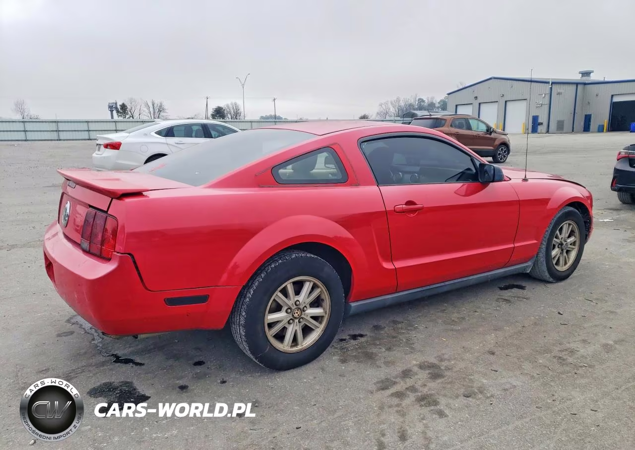 2007 Ford Mustang VIN:1ZVFT80N975282029 - 3