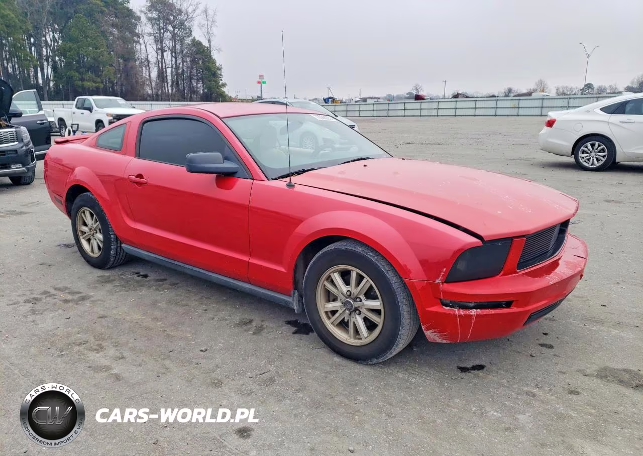 2007 Ford Mustang VIN:1ZVFT80N975282029 - 4
