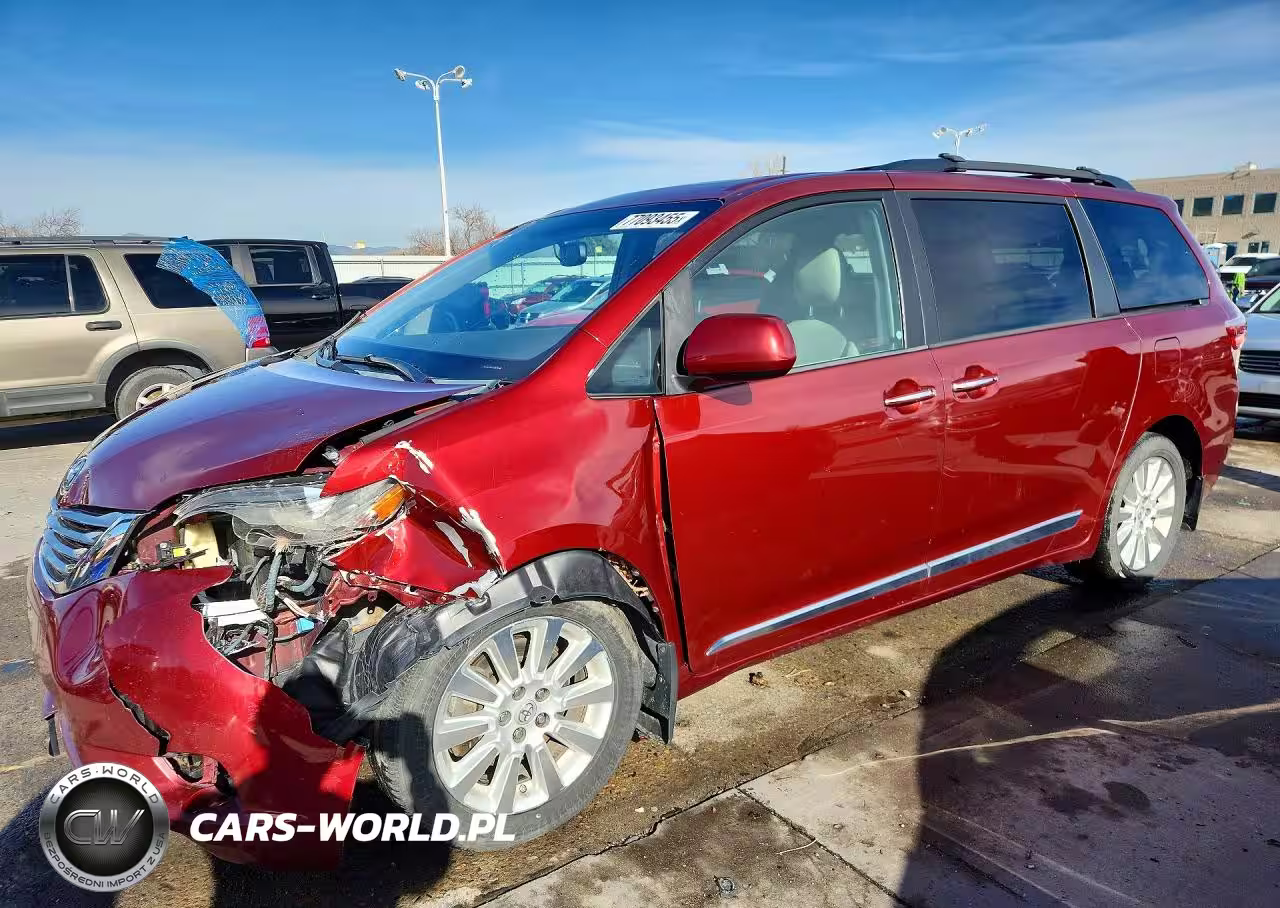 2015 Toyota Sienna Xle 7-Passenger