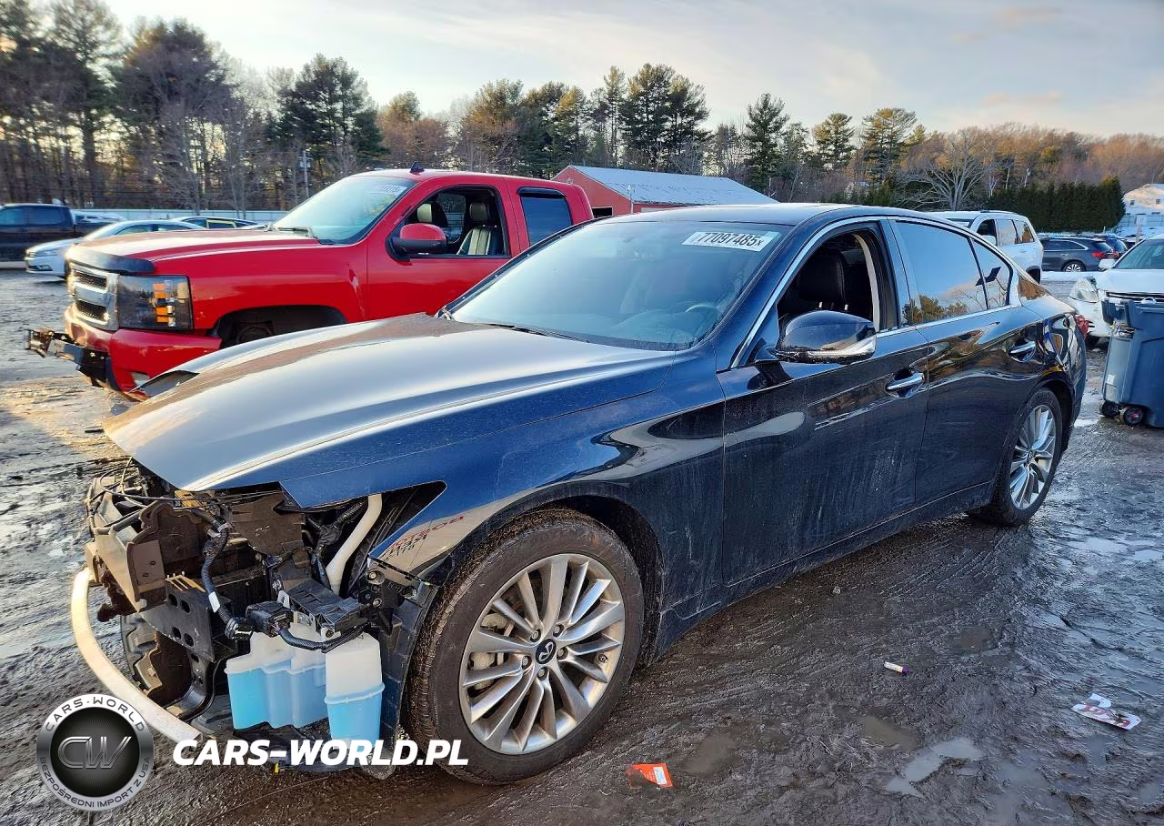2023 Infiniti Q50 Luxe