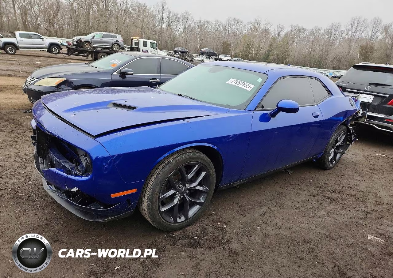 2021 Dodge Challenger Sxt