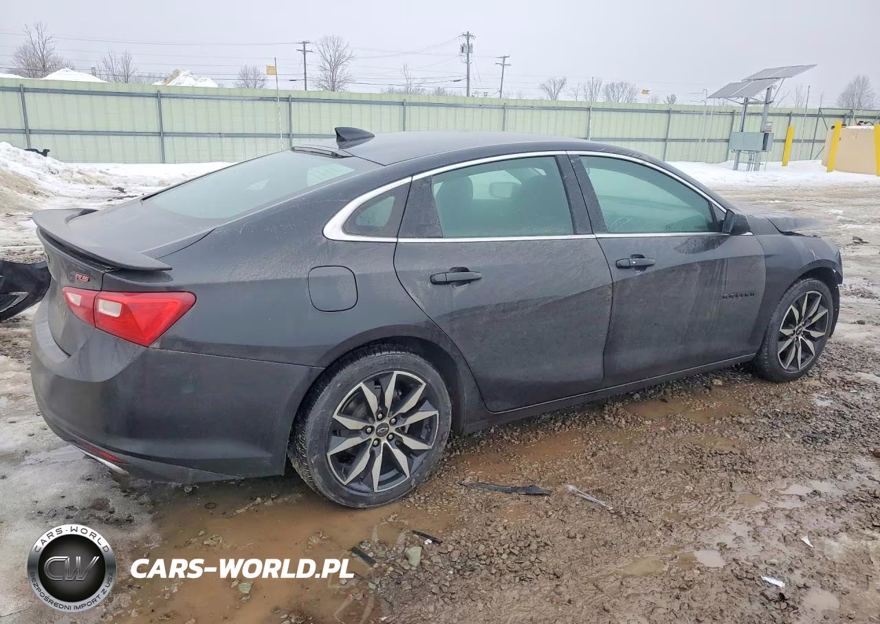 2023 Chevrolet Malibu Rs VIN:1G1ZG5ST2PF252422 - 3