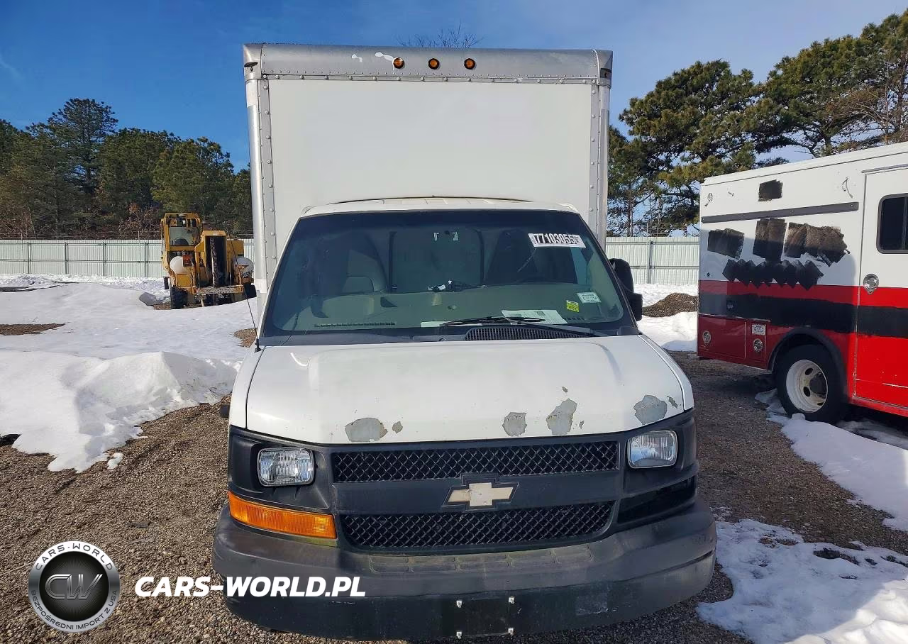 2012 Chevrolet Express Box Truck VIN:1GB0G3CG9C1100798 - 5