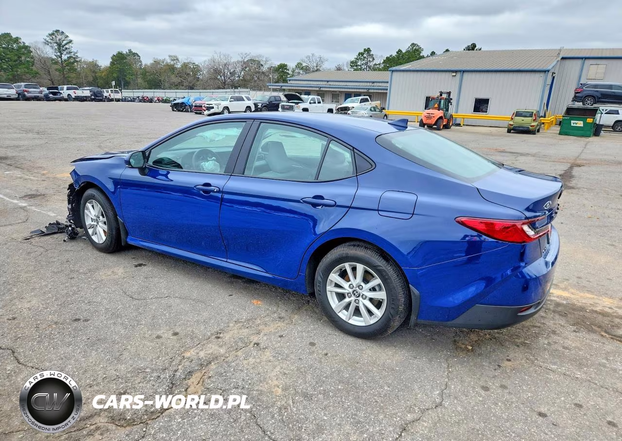 2025 Toyota Camry Le VIN:4T1DAACK6SU040821 - 2