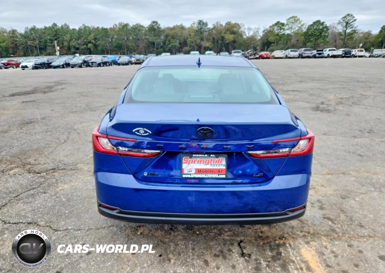2025 Toyota Camry Le VIN:4T1DAACK6SU040821 - 6