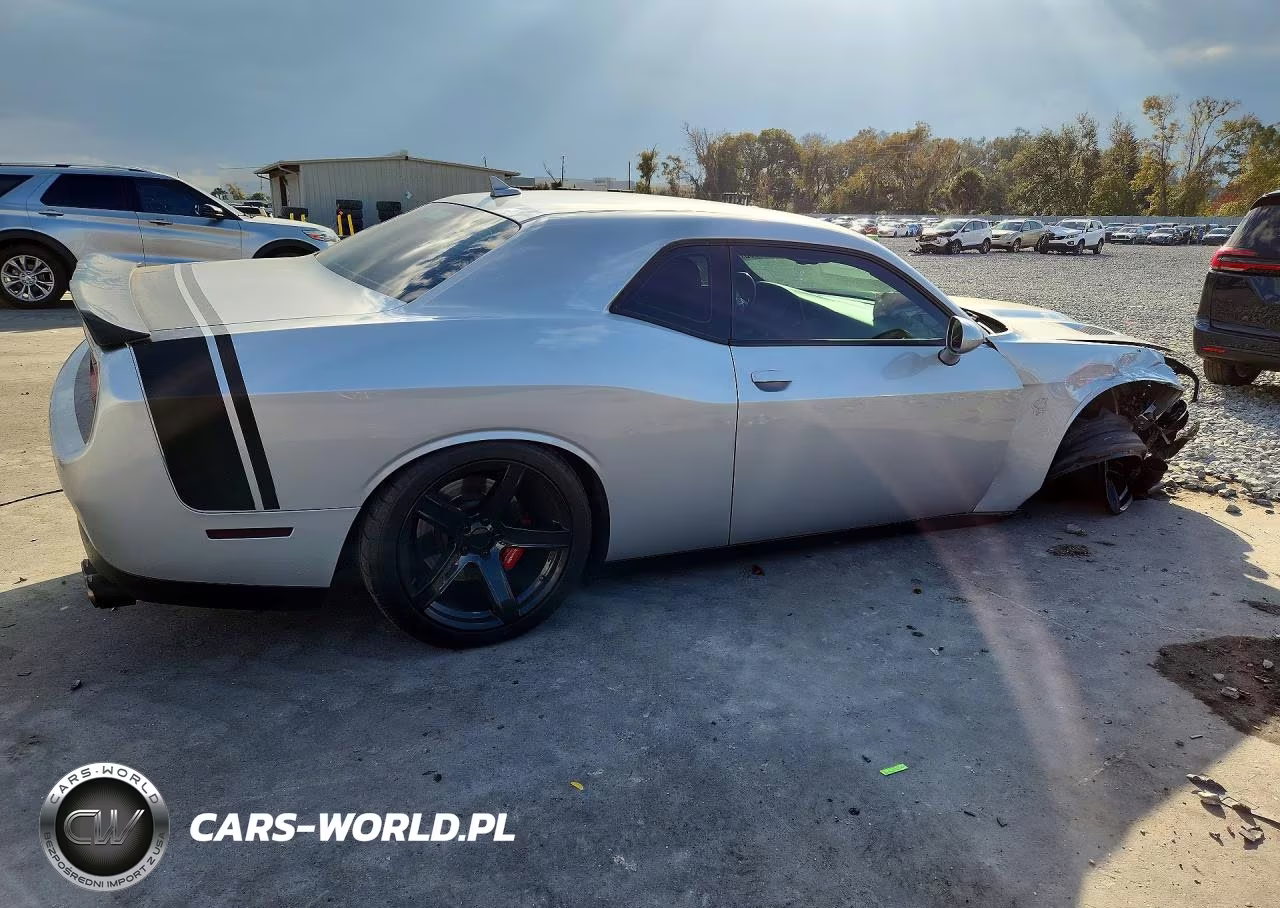 2021 Dodge Challenger R VIN:2C3CDZFJ3MH638190 - 3