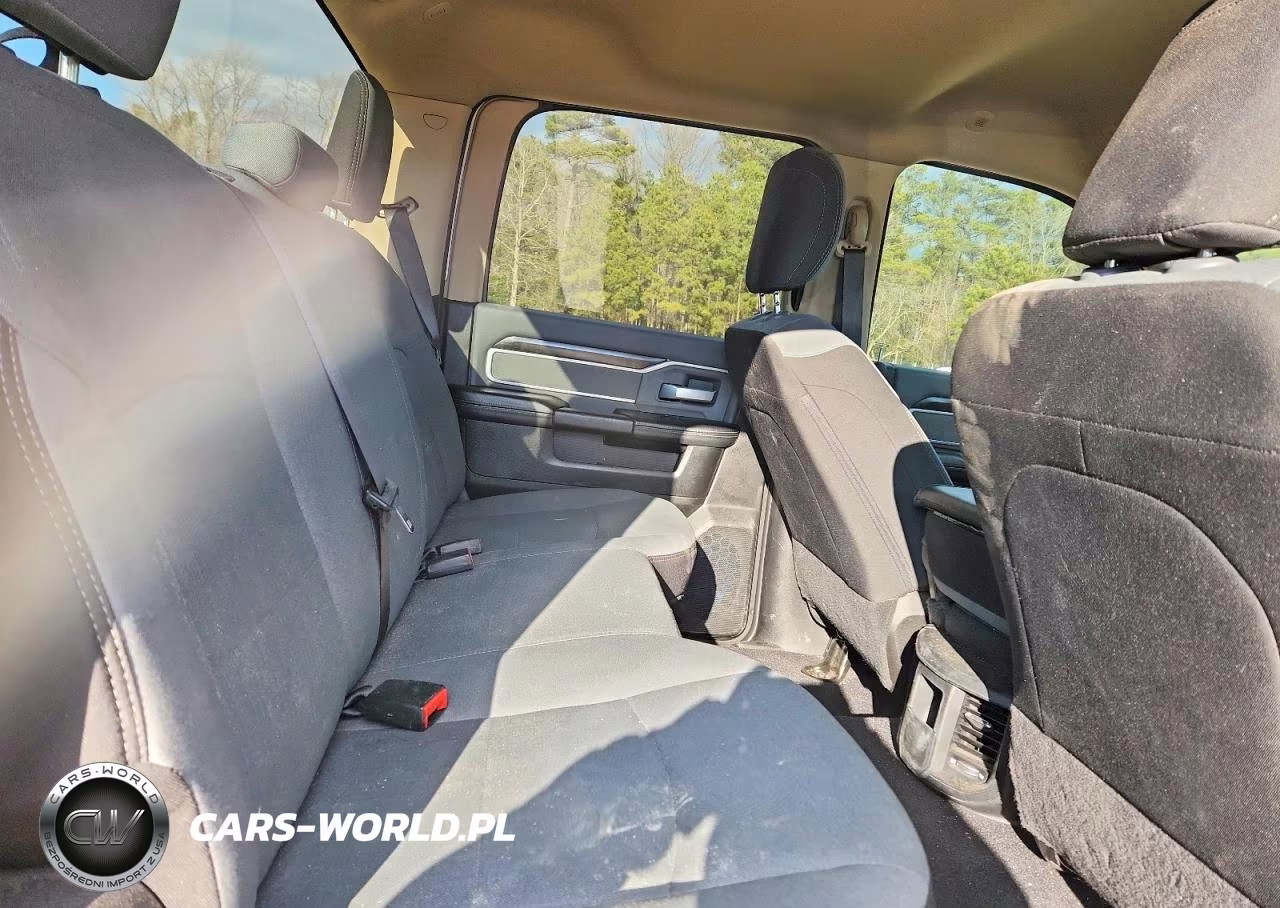 2020 Ram 2500 Big Horn VIN:3C6UR5DLXLG115690 - 10