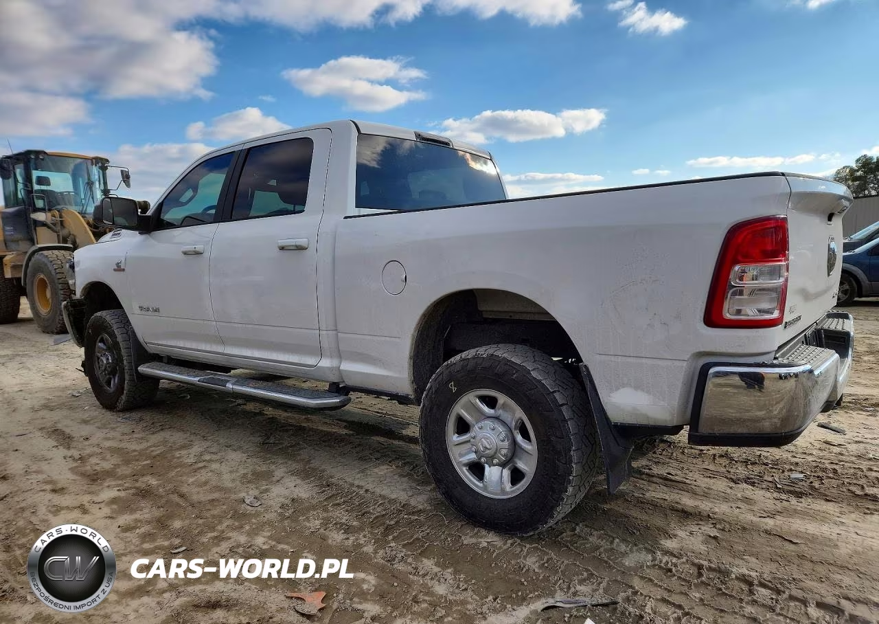 2020 Ram 2500 Big Horn VIN:3C6UR5DLXLG115690 - 2
