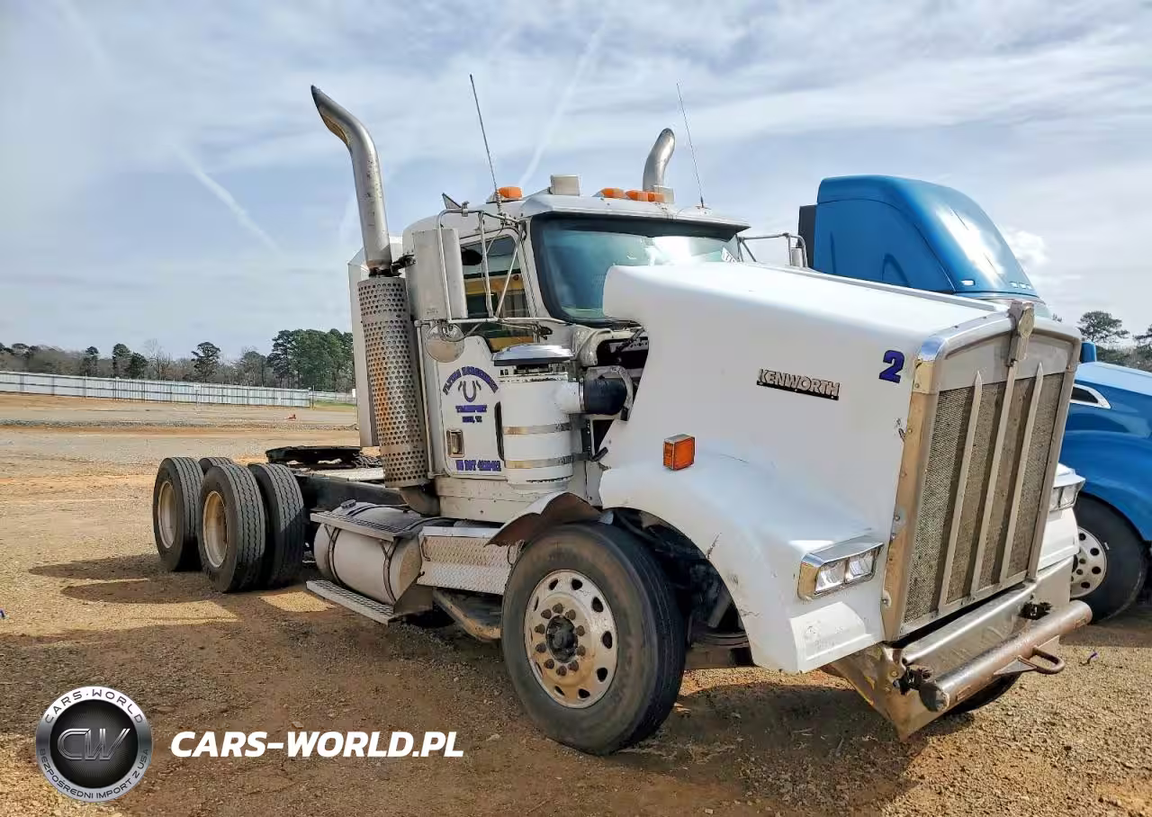2000 Kenworth W900 Semi Truck