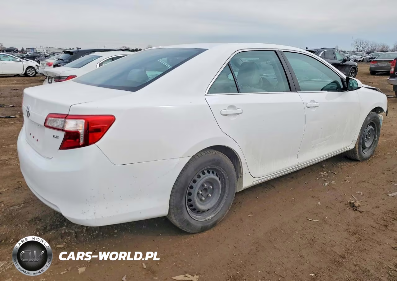 2013 Toyota Camry L VIN:4T1BF1FK4DU286239 - 3