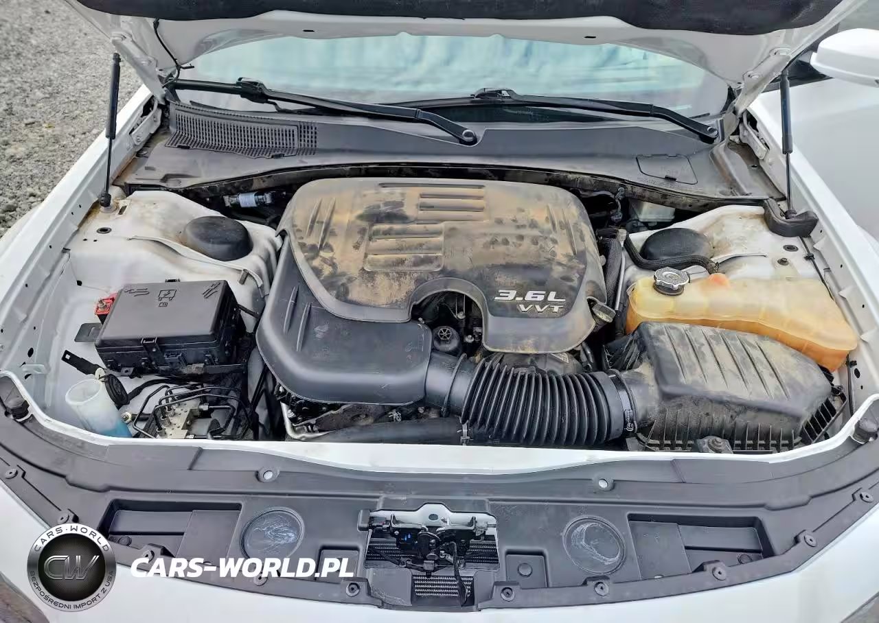 2021 Chrysler 300 S VIN:2C3CCABG9MH554311 - 11