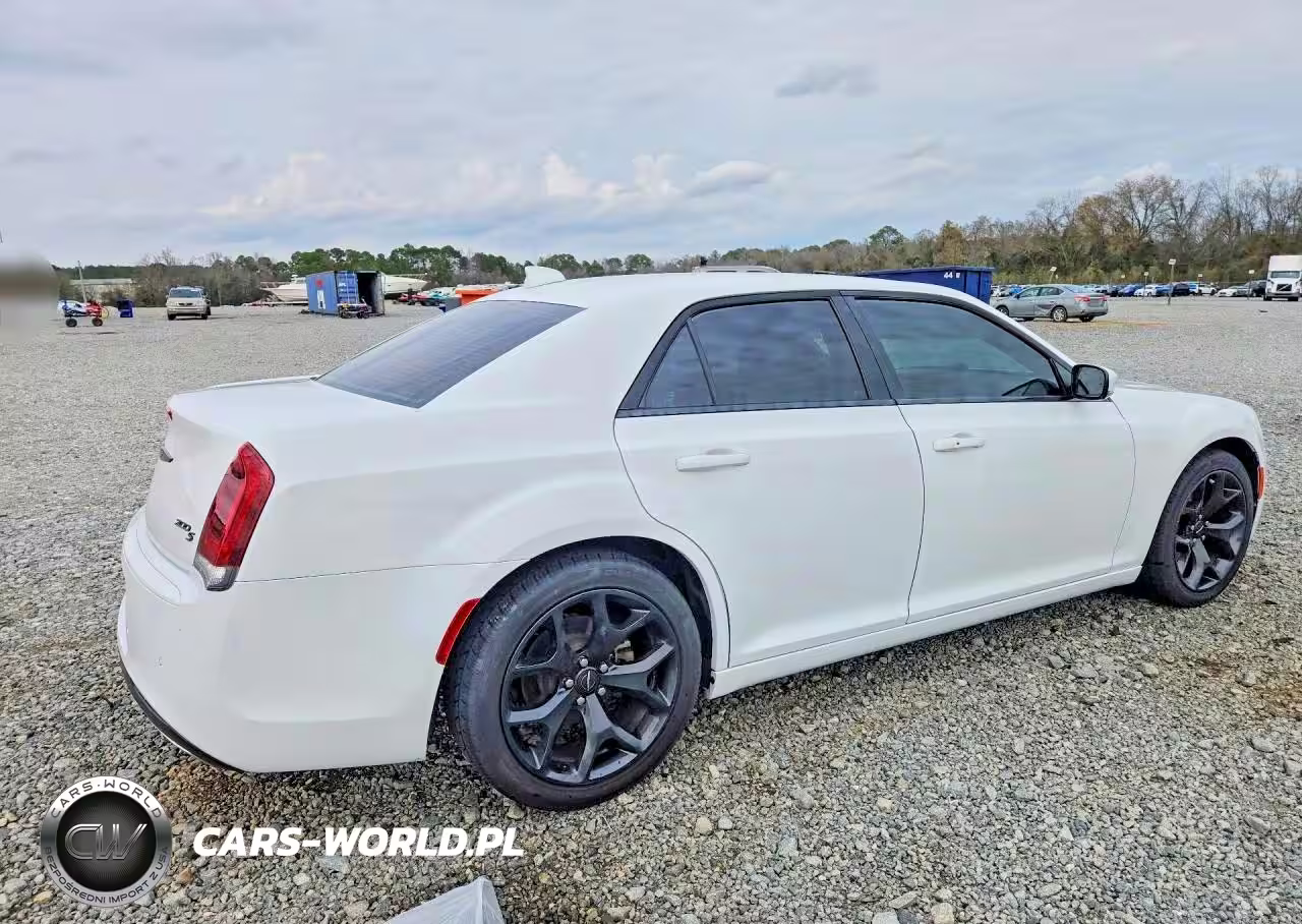 2021 Chrysler 300 S VIN:2C3CCABG9MH554311 - 3