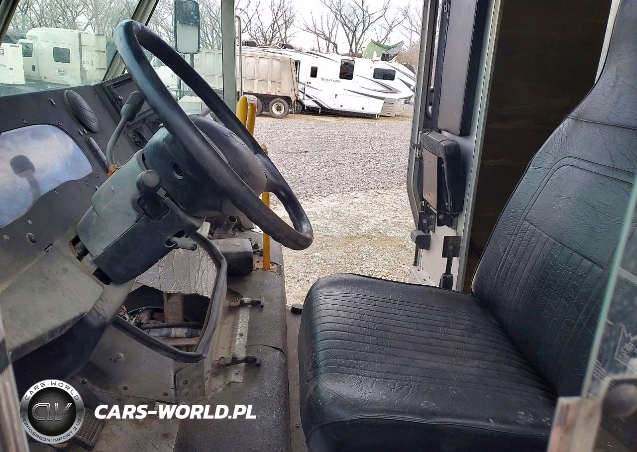 2017 Ford F59 Delivery Truck VIN:1F65F5KY0H0A07341 - 7
