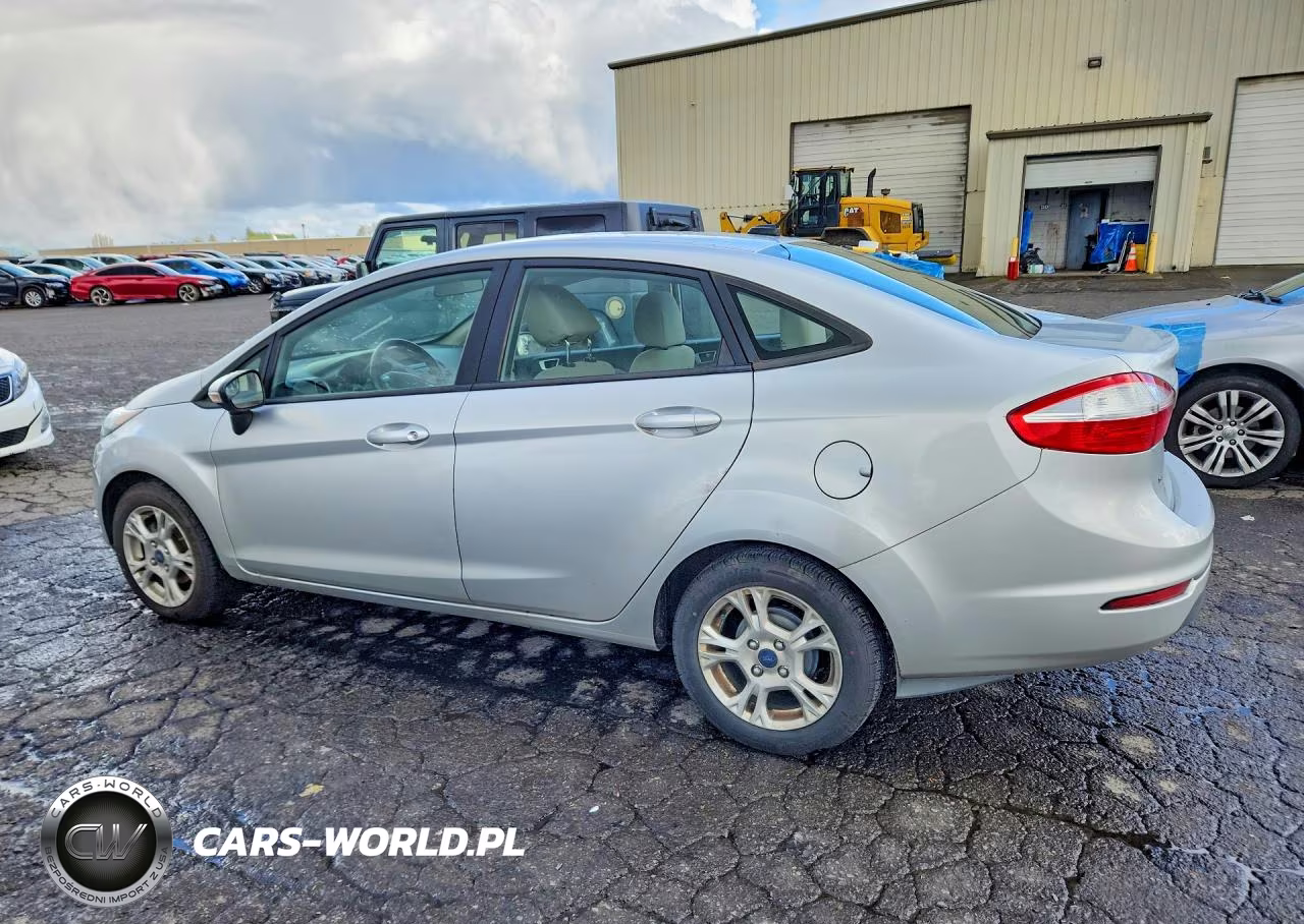 2015 Ford Fiesta Se VIN:3FADP4BJXFM136089 - 2