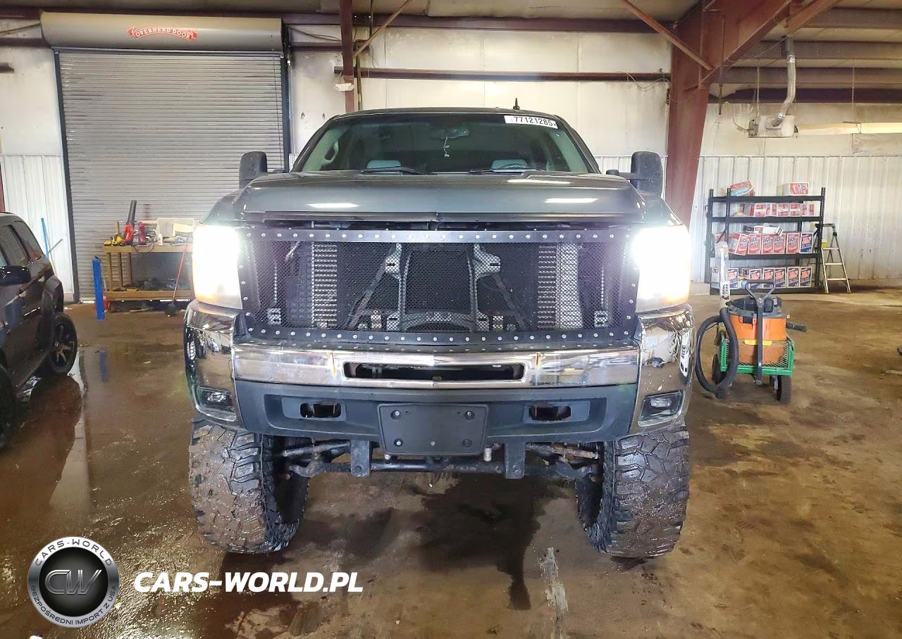 2008 Chevrolet Silverado K2500 Heavy Duty VIN:1GCHK23618F126112 - 5