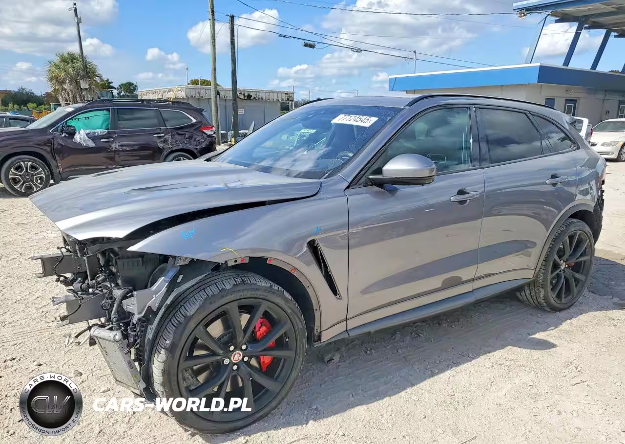 2020 Jaguar F-Pace Svr