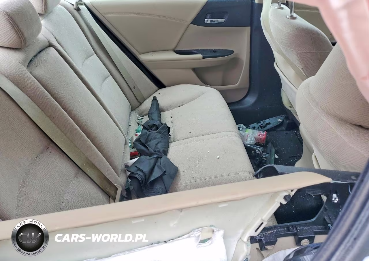 2015 Honda Accord Hybrid VIN:1HGCR6F31FA001749 - 10