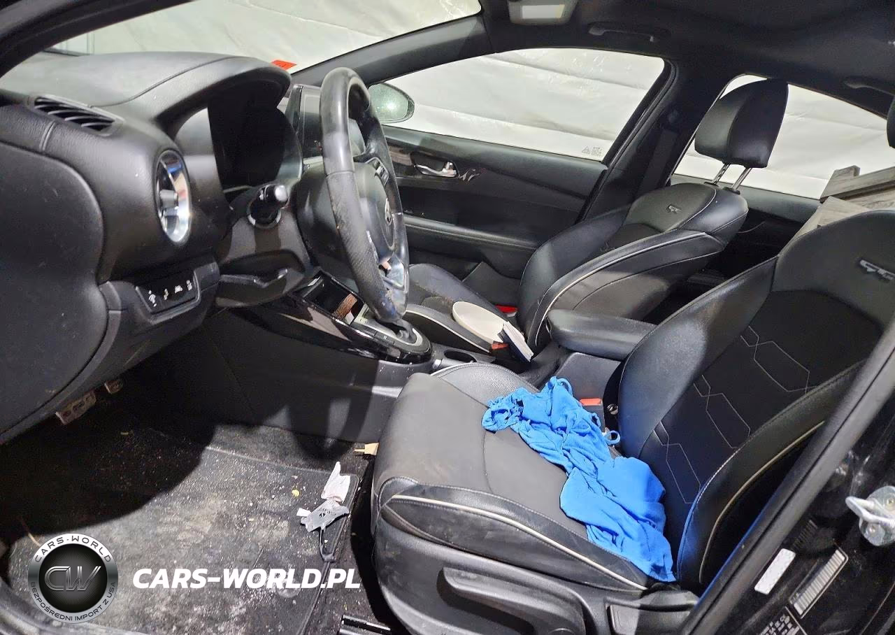 2020 Kia Forte Gt Line VIN:3KPF34AD7LE231001 - 7