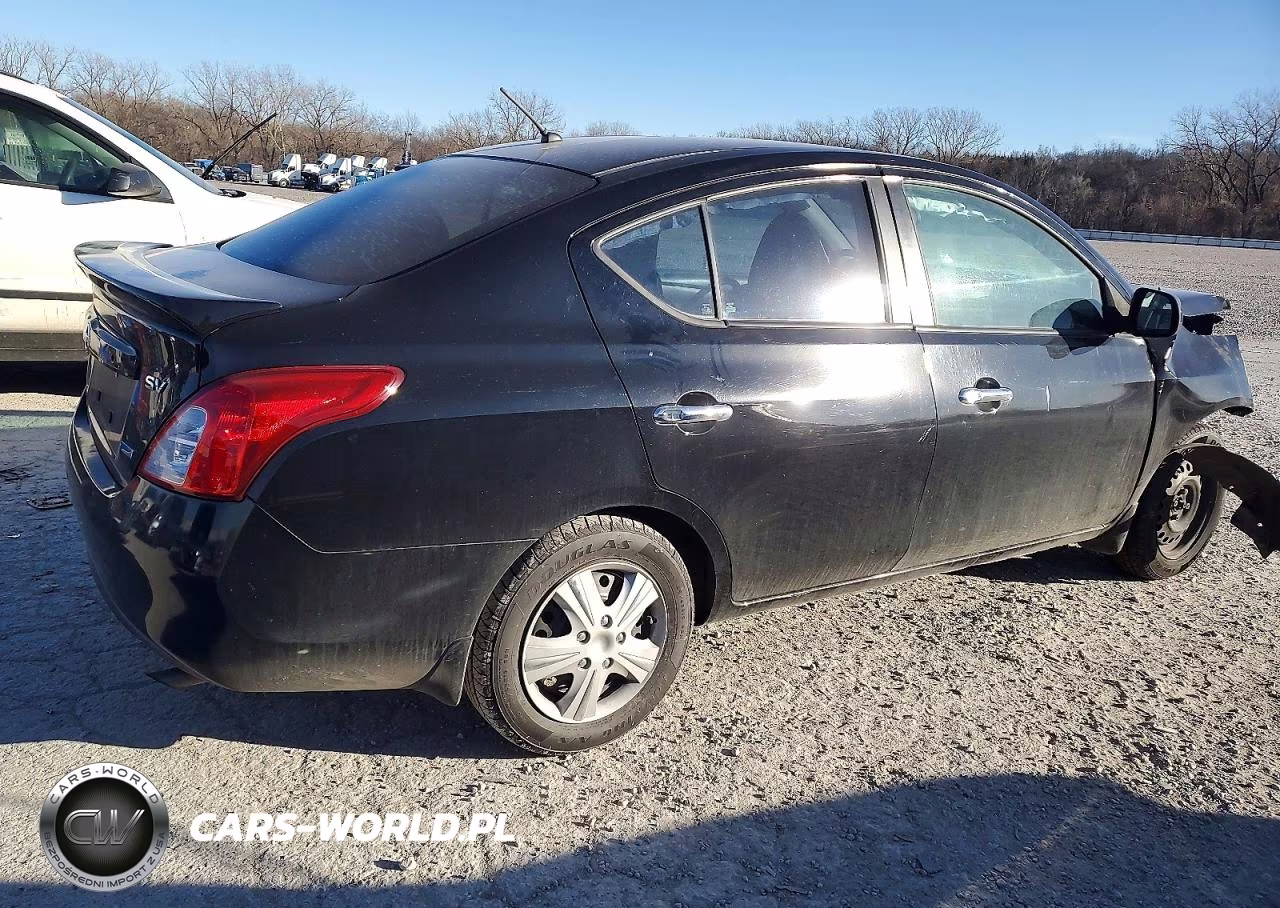 2013 Nissan Versa S VIN:3N1CN7AP9DL843211 - 3