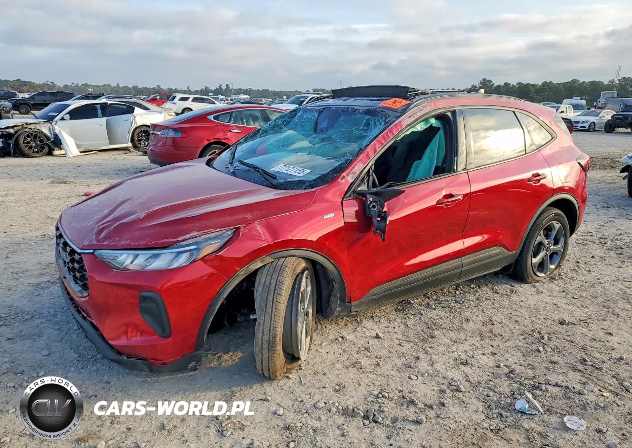 2025 Ford Escape St Line