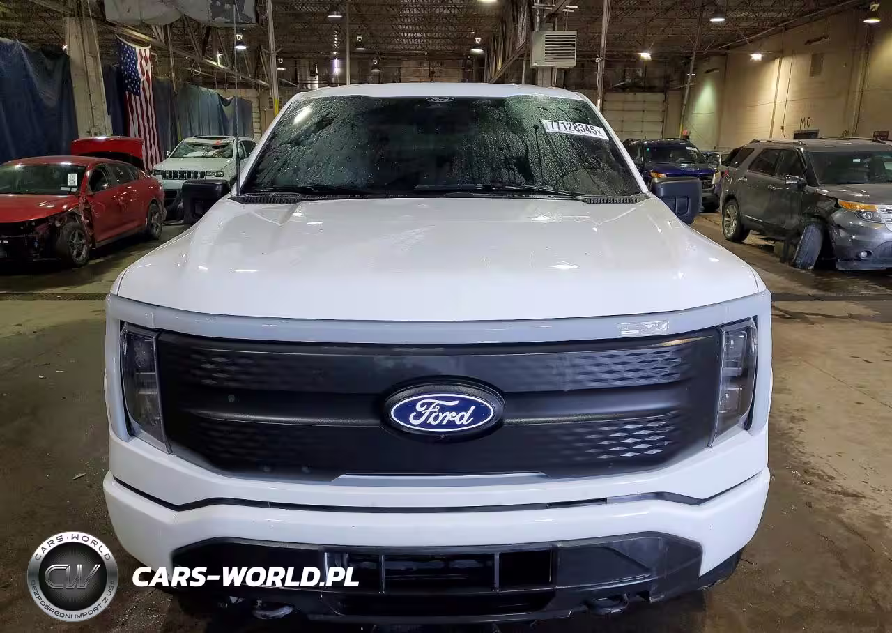 2024 Ford F150 Lightning Xlt VIN:1FTVW3LK9RWG29110 - 5