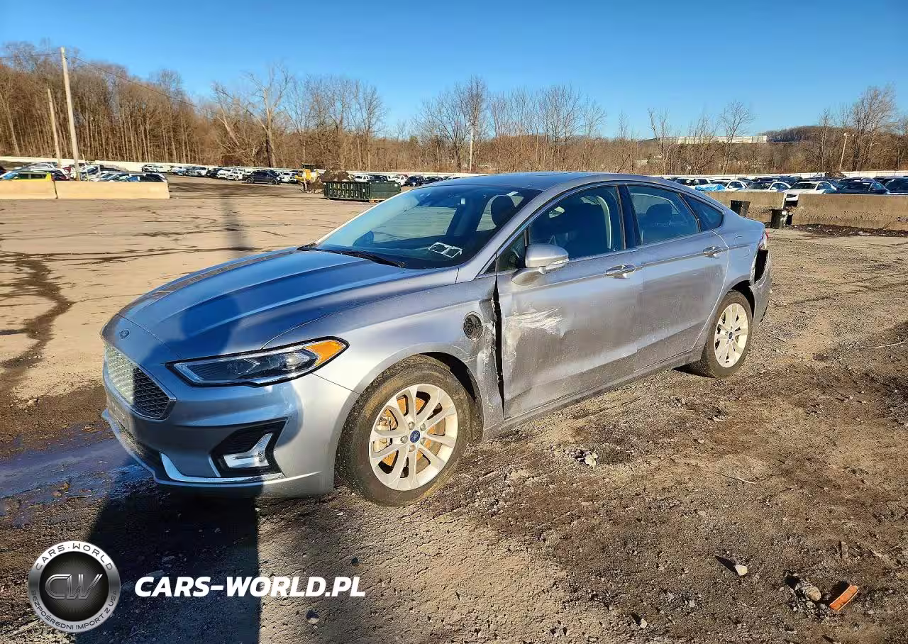 2020 Ford Fusion Titanium