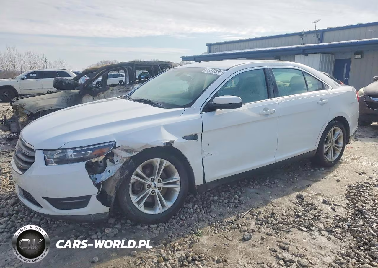 2017 Ford Taurus Sel