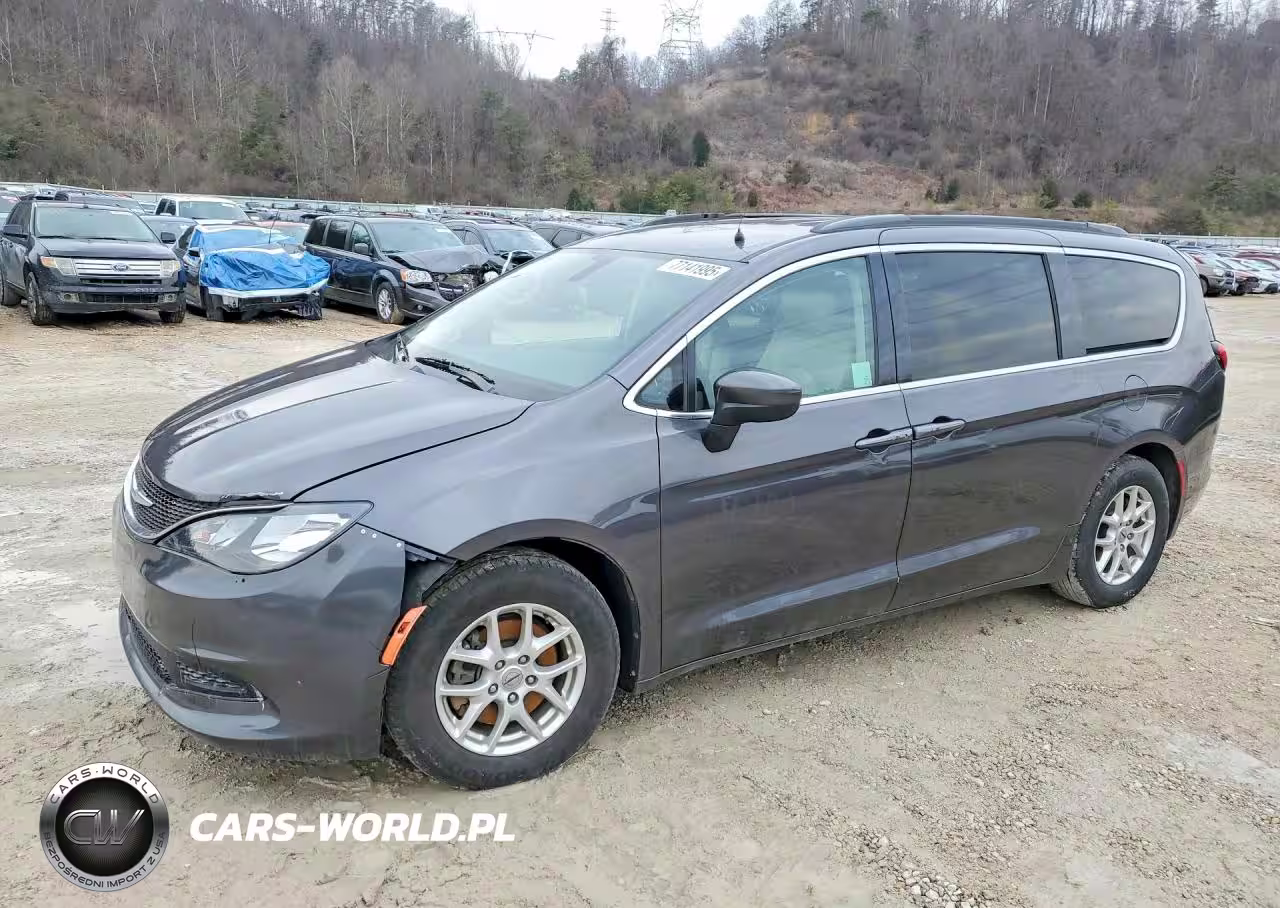 2021 Chrysler Voyager Lxi