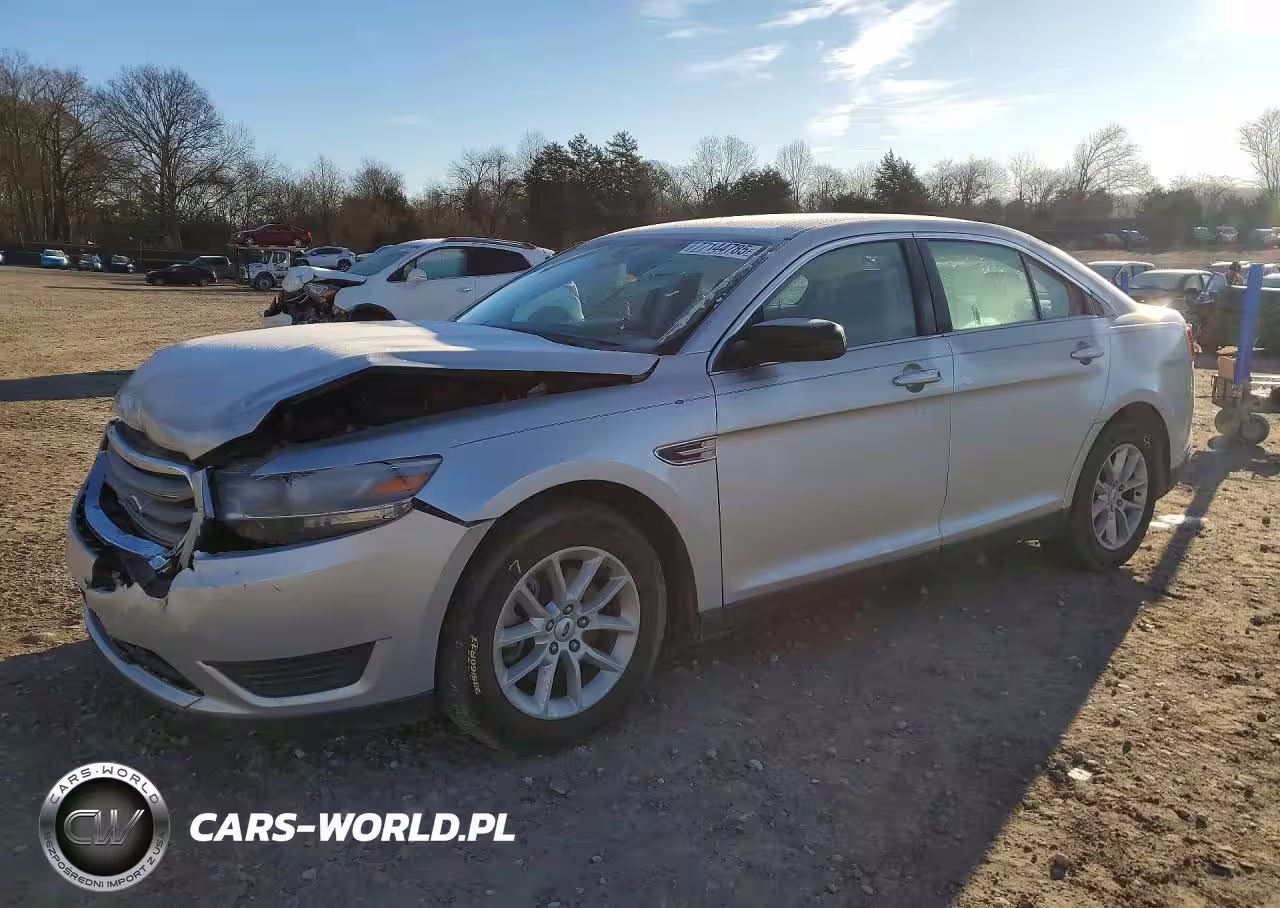 2013 Ford Taurus Se
