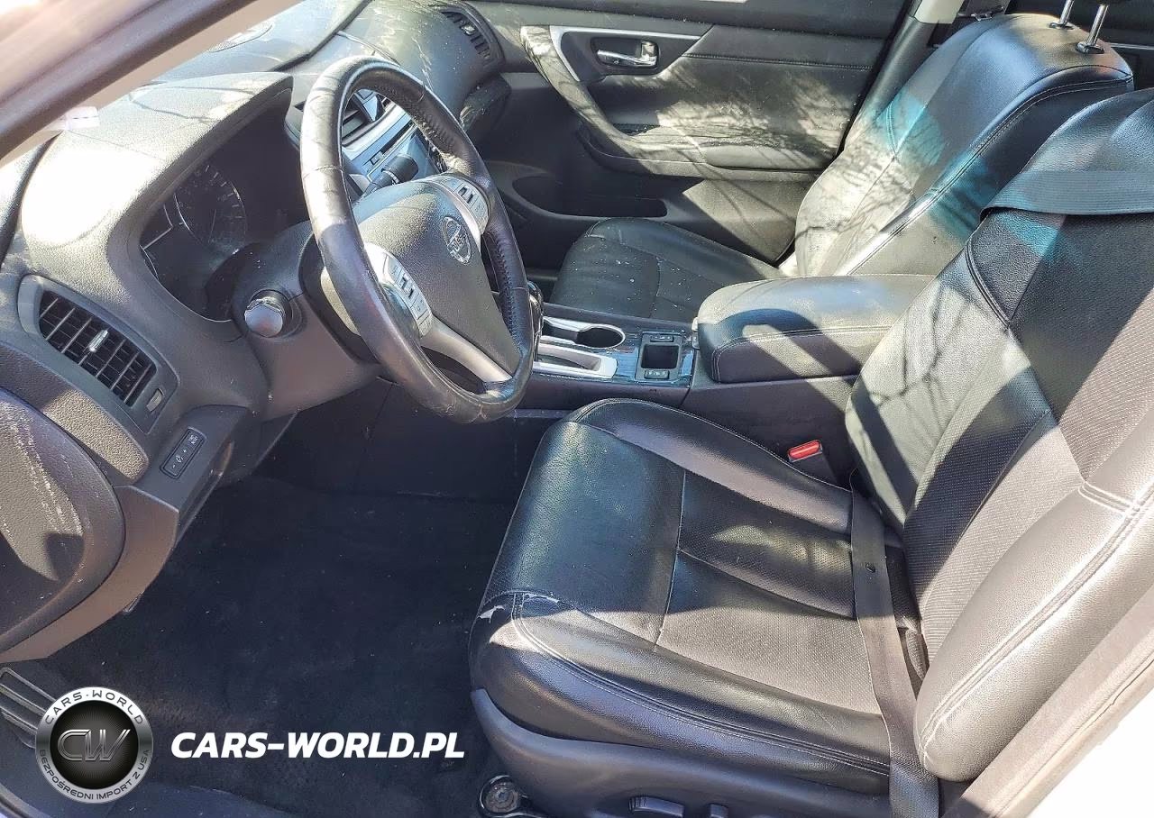 2018 Nissan Altima 2.5 VIN:1N4AL3AP7JC203160 - 7
