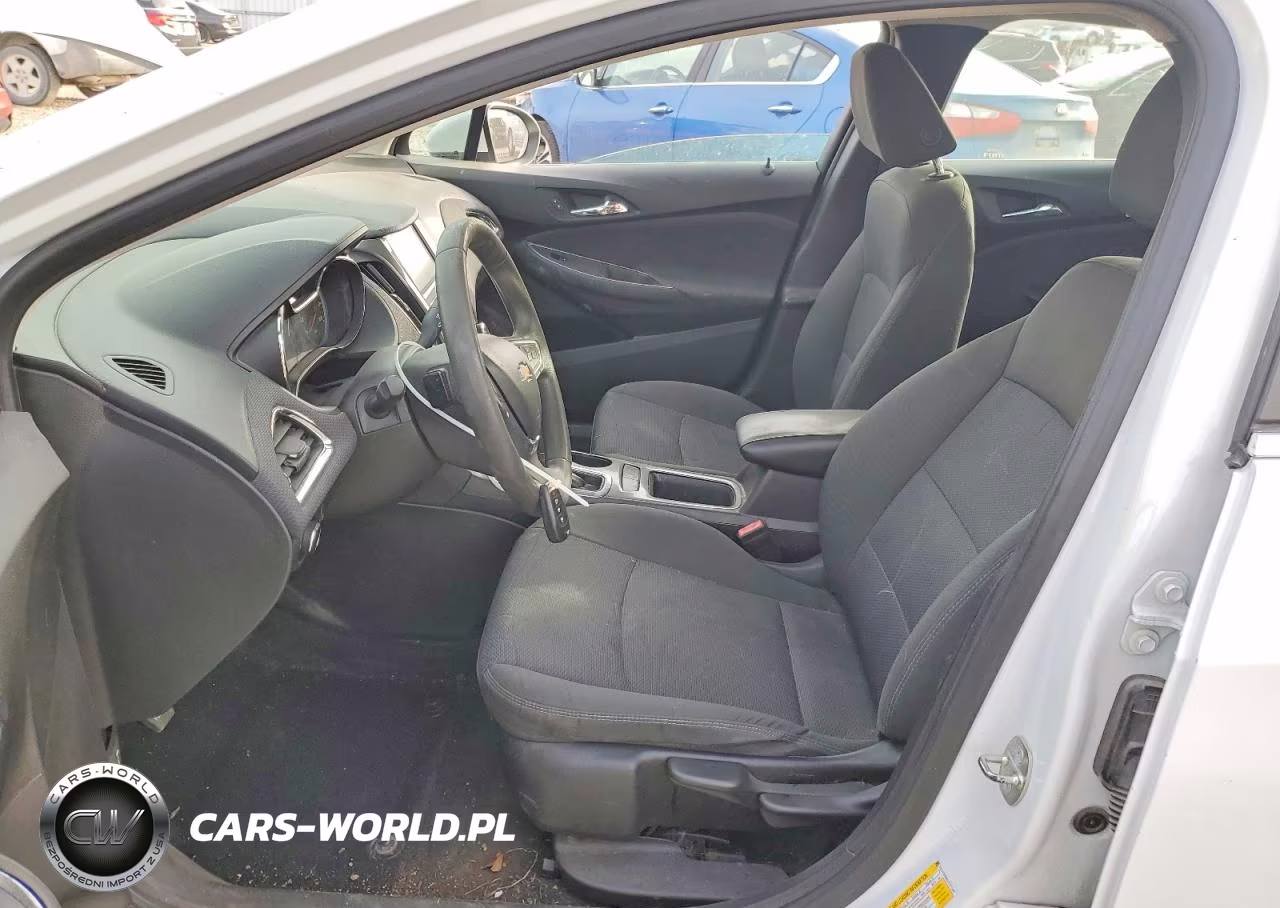2018 Chevrolet Cruze Lt VIN:1G1BE5SM8J7177145 - 7