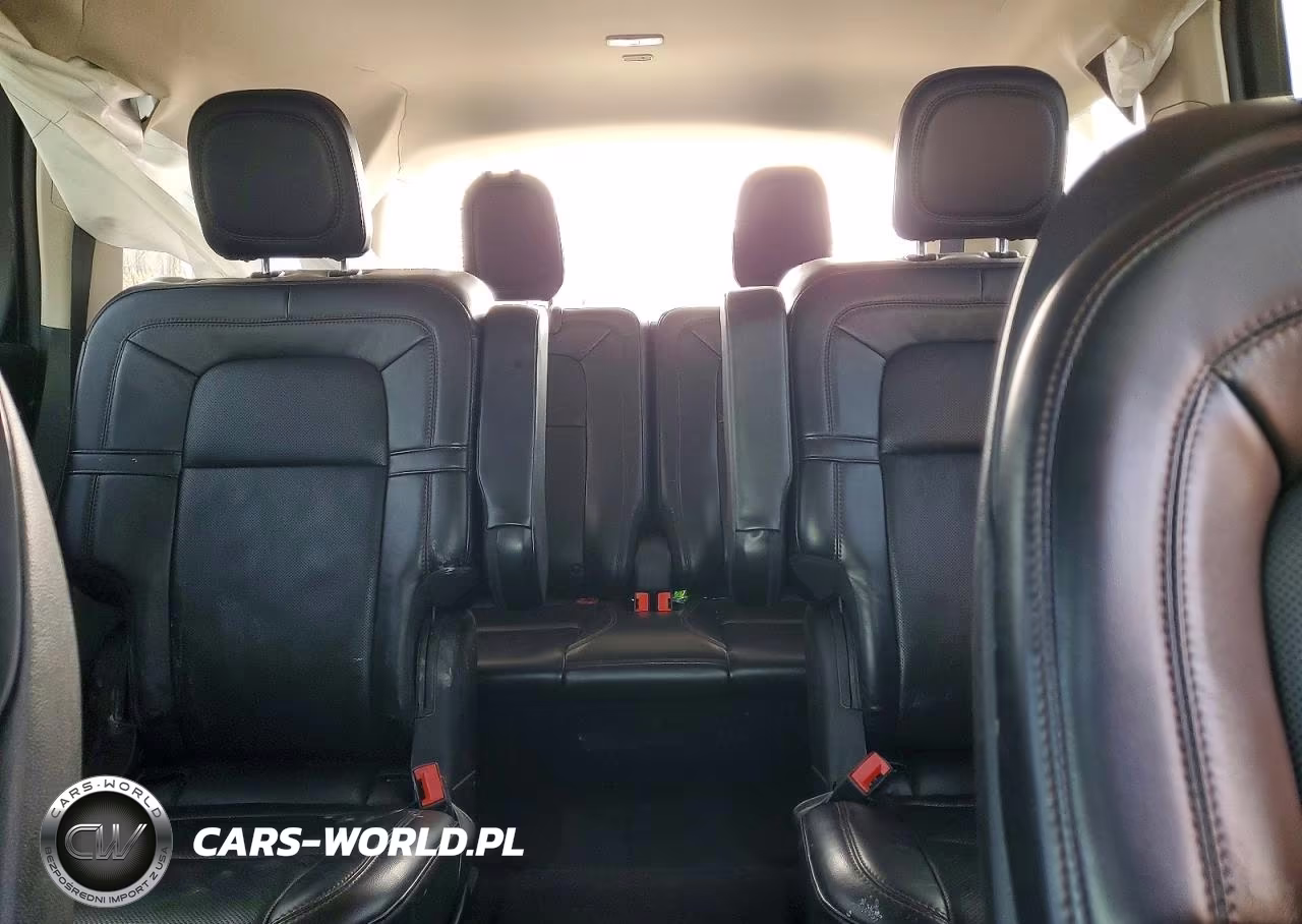 2020 Lincoln Aviator Reserve VIN:5LM5J7WC2LGL02536 - 10
