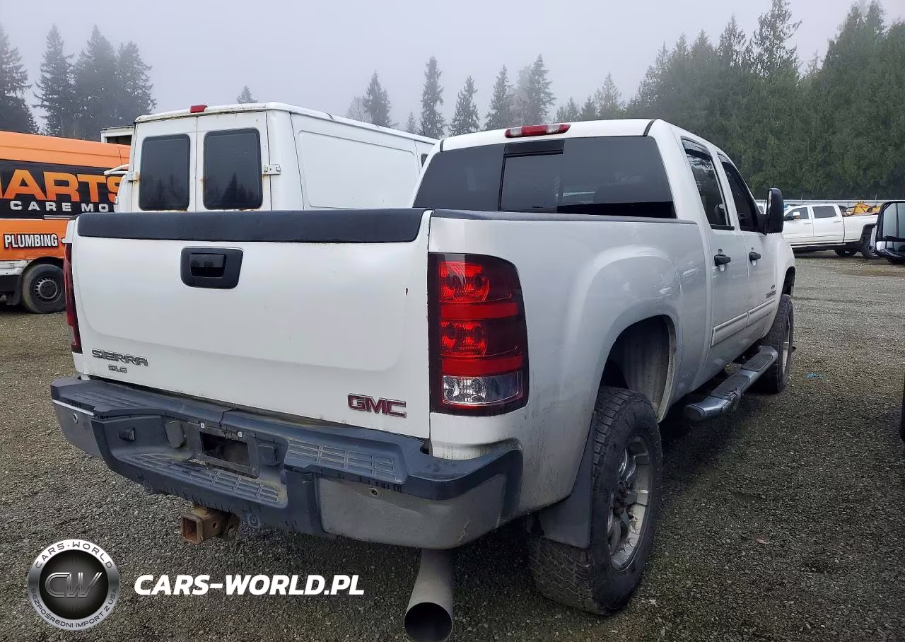 2007 GMC Sierra K2500 Heavy Duty VIN:1GTHK23617F550355 - 3