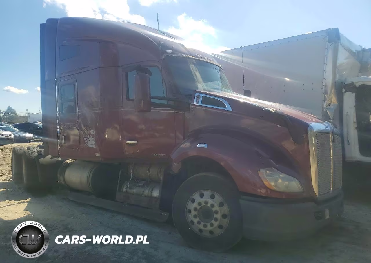 2016 Kenworth T680 Semi Truck