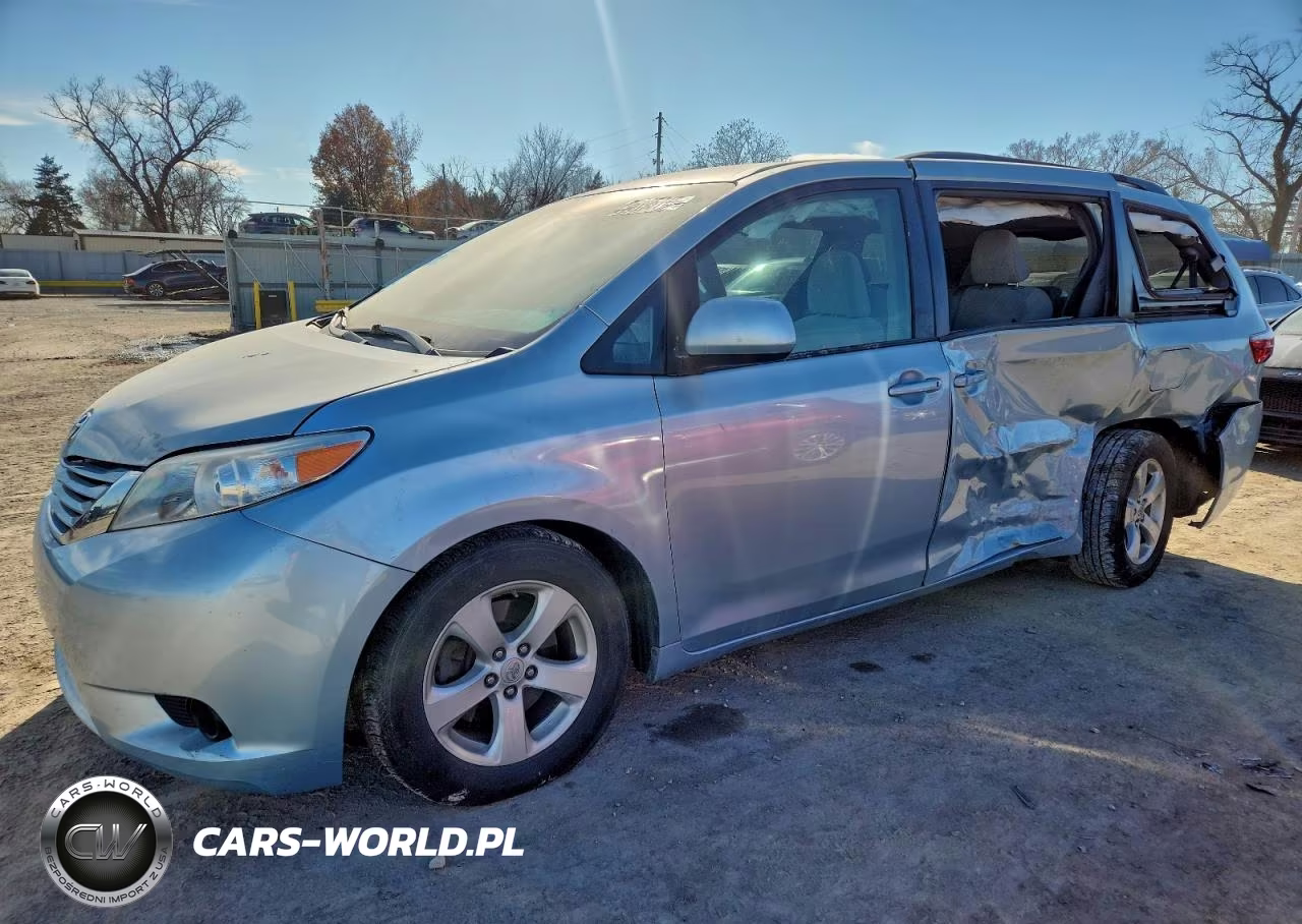 2017 Toyota Sienna Le