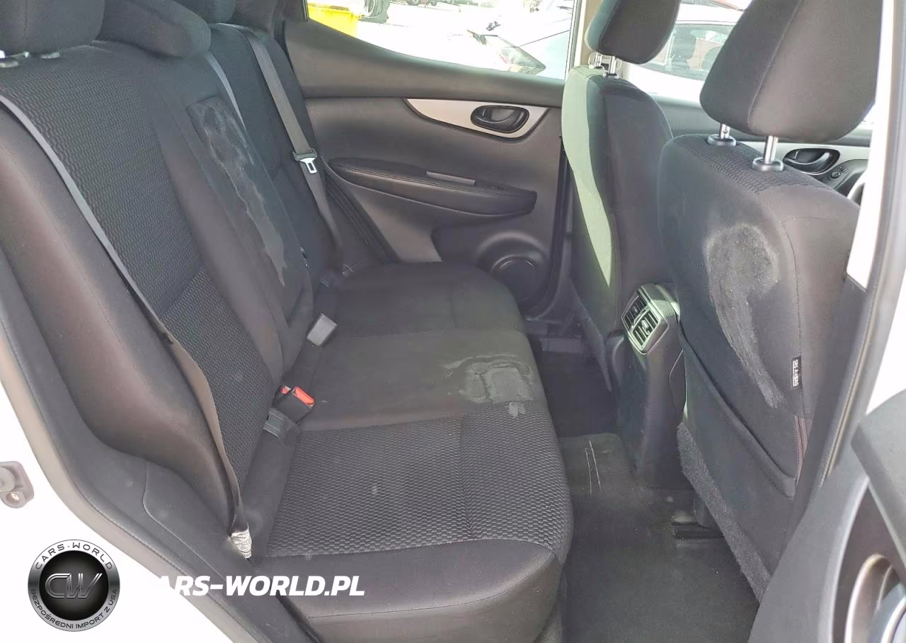 2018 Nissan Rogue Sport S VIN:JN1BJ1CPXJW150381 - 11