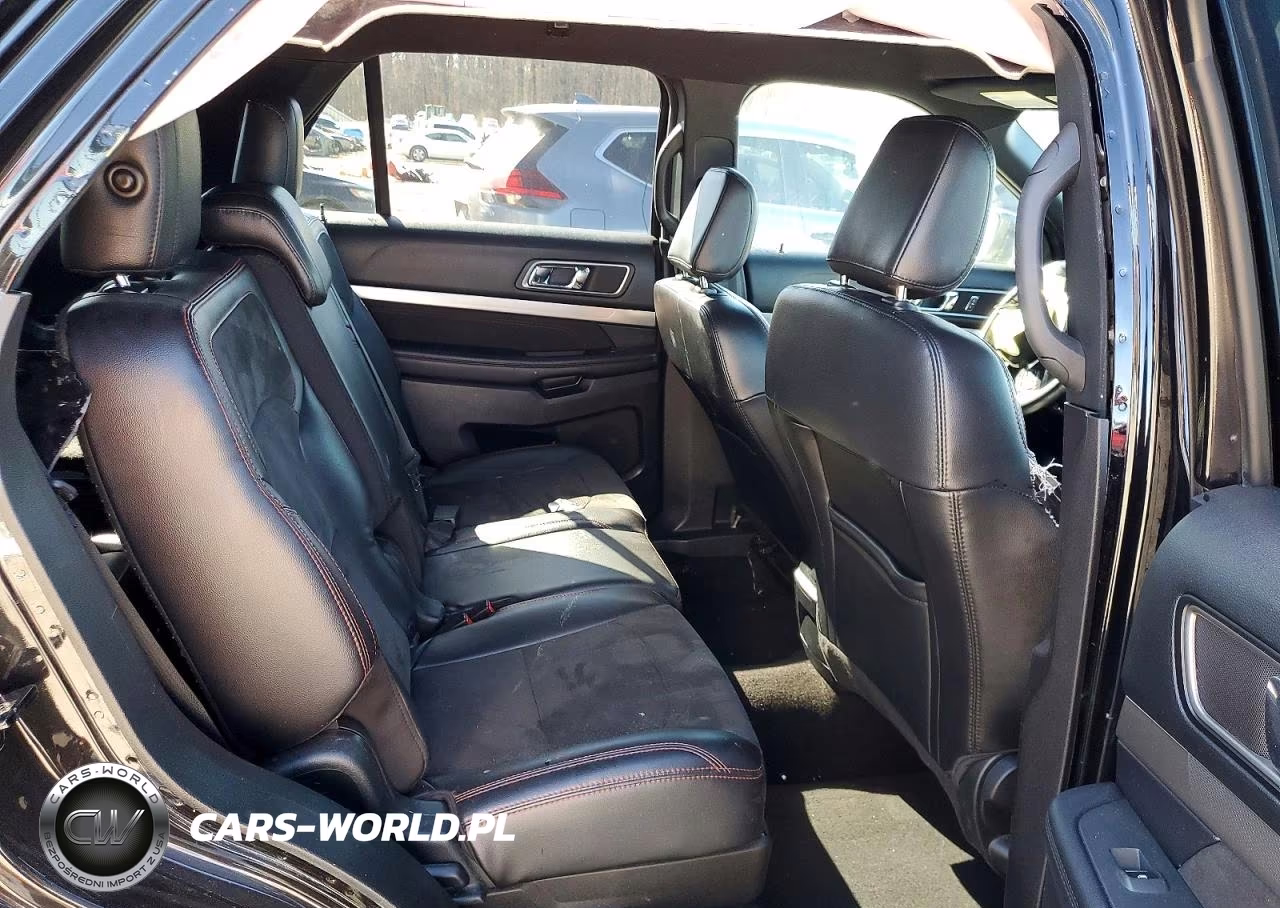 2019 Ford Explorer Xlt VIN:1FM5K7D80KGB40208 - 11
