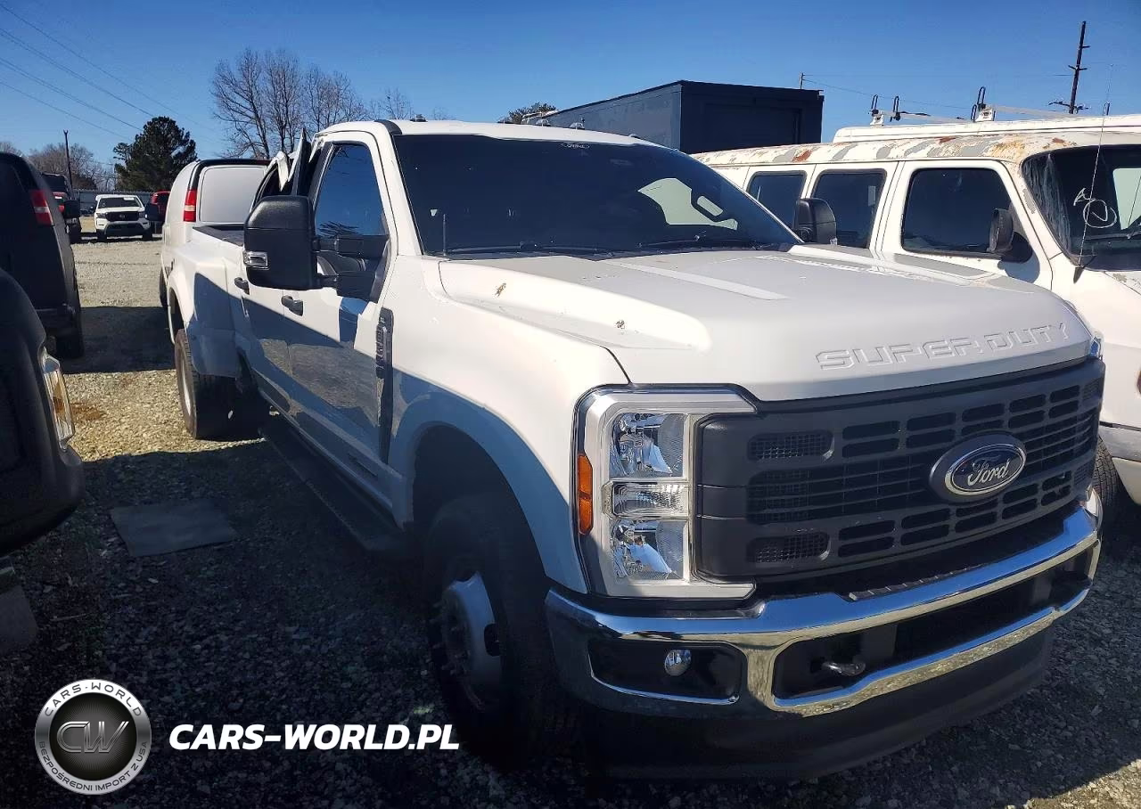 2024 Ford F350 Super Duty – zdjęcie 1 z 10