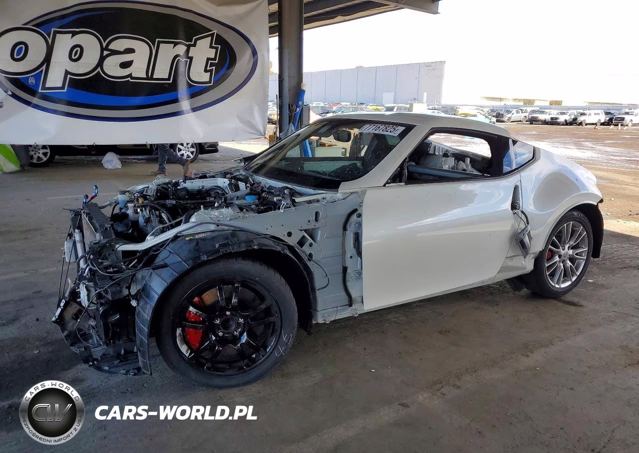 2015 Nissan 370Z Base