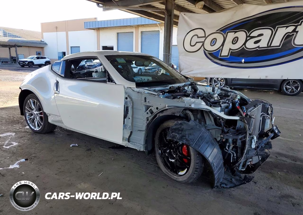 2015 Nissan 370Z Base VIN:JN1AZ4EH4FM442428 - 4