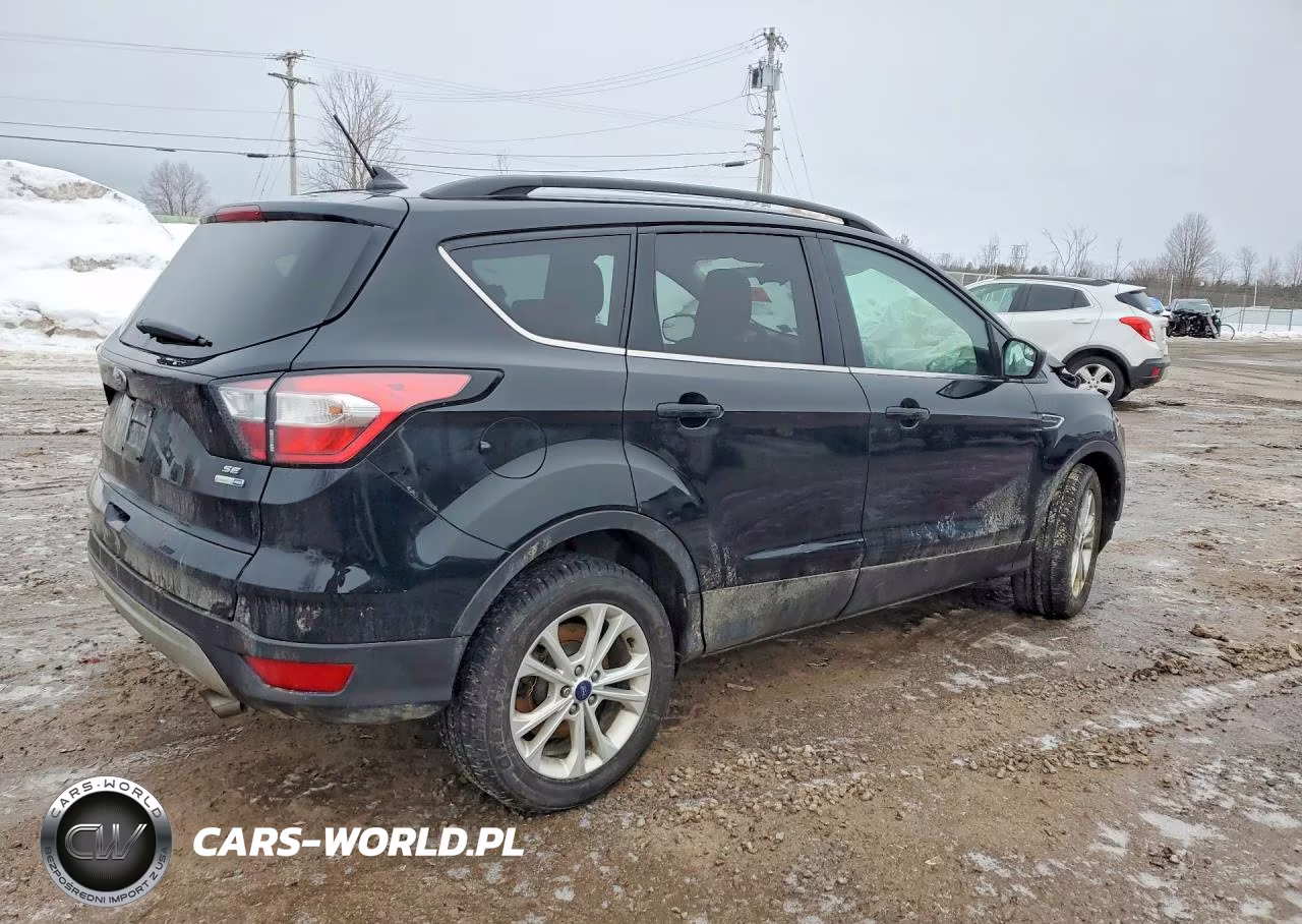 2018 Ford Escape VIN:1FMCU9GD3JUA71083 - 3