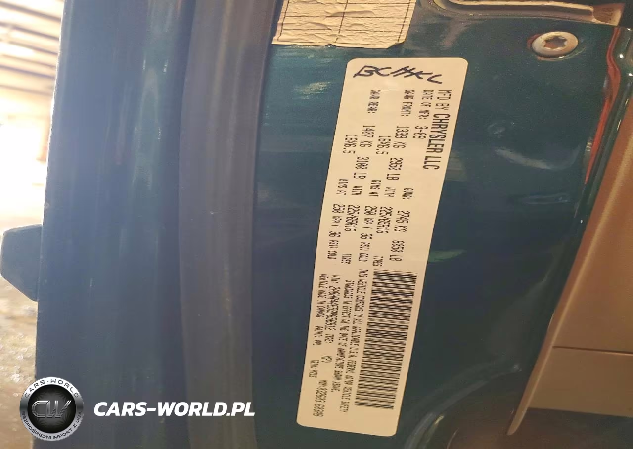 2009 Chrysler Town & Country Lx VIN:2A8HR44E59R656812 - 13