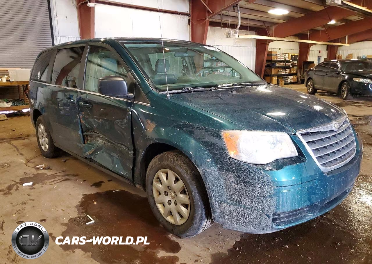 2009 Chrysler Town & Country Lx VIN:2A8HR44E59R656812 - 4